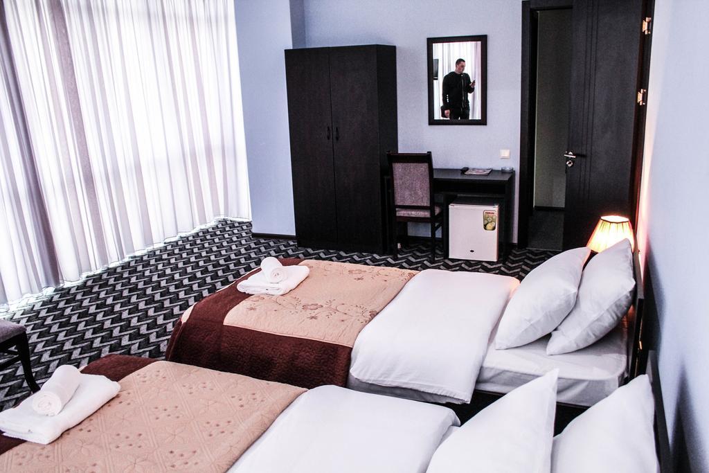 Royal Georgia Tbilisi Quarto foto