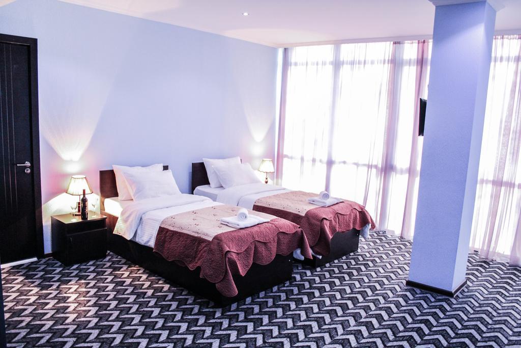 Royal Georgia Tbilisi Quarto foto